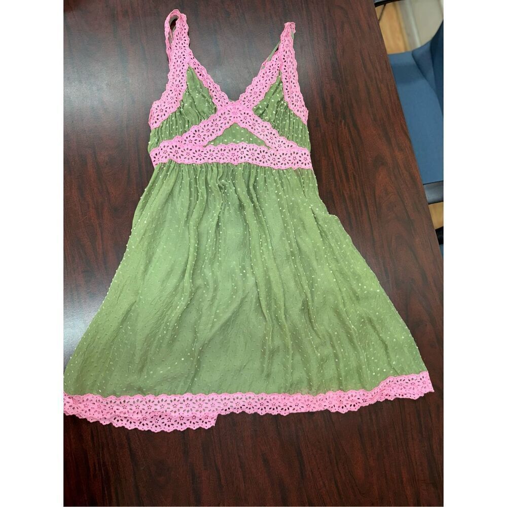 Betsy Johnson Green and Pink Baby Doll Style Dress Women’s Size 8